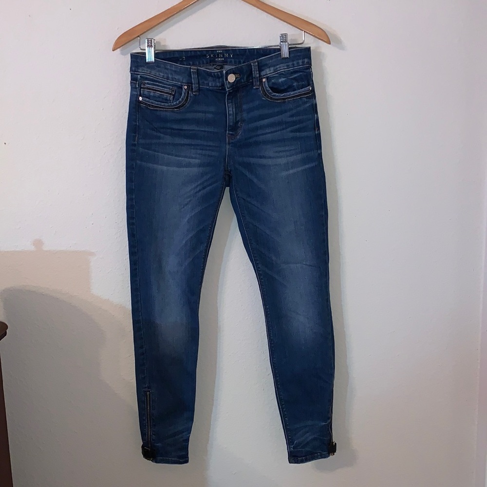White House Black Market Blue Jeans size 2